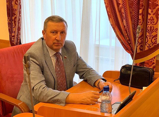 Сергей Березкин принял участие в заседании регионального парламента