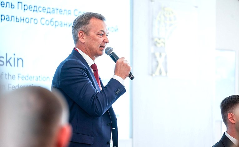 Андрей Яцкин