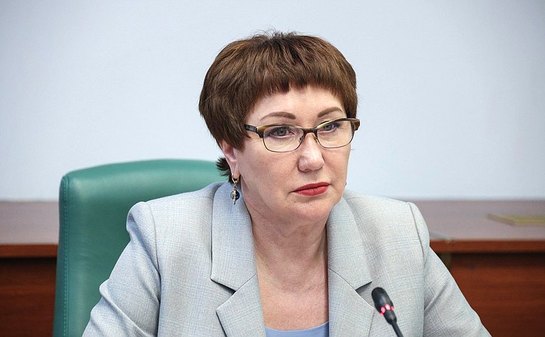 Елена Перминова
