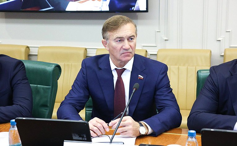 Александр Брыксин