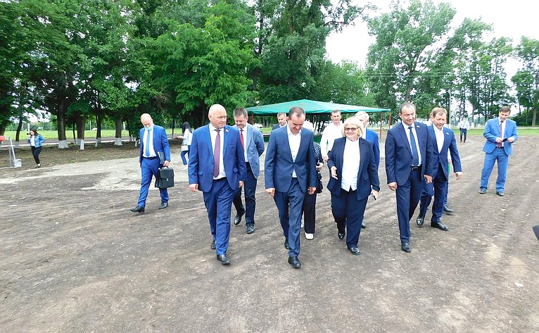 Алексей Кондратенко принял участие в региональном совещании, посвященном готовности к уборочной кампании