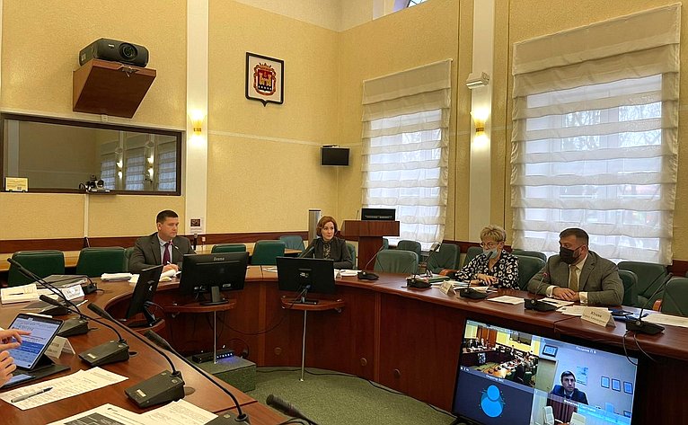 Андрей Чернышев провел в Калининграде выездное совещание по реализации федерального закона, регламентирующего развитие систем учета электроэнергии