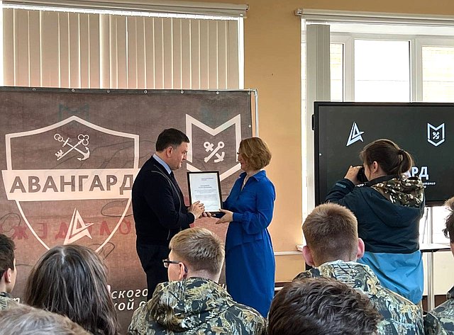 Сергей Перминов посетил 28 апреля центр «Молодежный» в Кошкино Всеволожского района региона