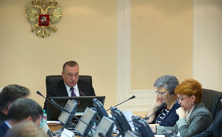 В. Тюльпанов провел заседание Комитета СФ по Регламенту и организации парламентской деятельности