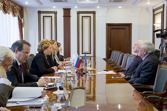 Встреча спикера СФ В. Матвиенко с Председателем Конгресса местных и региональных властей Совета Европы Х. ван Стаа -5