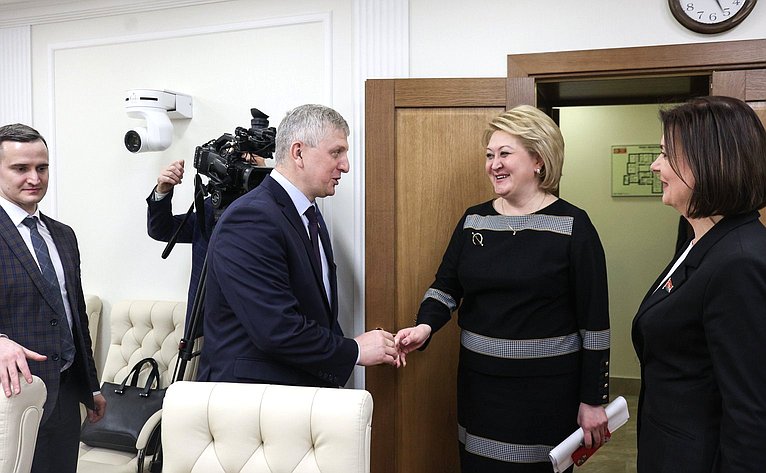 Константин Косачев провел встречу с заместителем Председателя Совета Республики Национального собрания Республики Беларусь Валерием Бельским