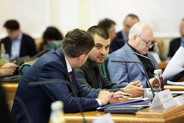 Заседание Комиссии по мониторингу ситуации на Украине 5