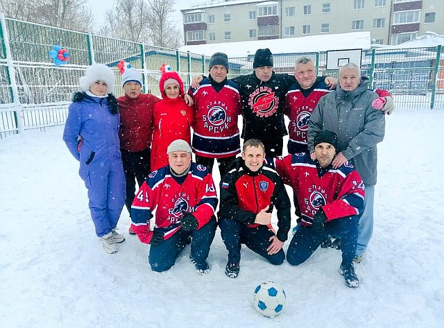 Андрей Хапочкин принял участие в торжественном открытии спортивной площадки возле детско-юношеской школы самбо и дзюдо в Южно-Сахалинске