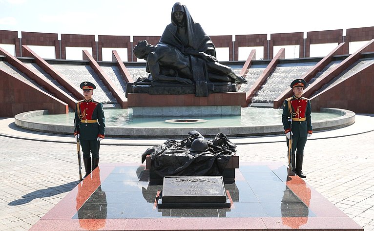 Памятное мероприятие в честь 20-летия Федерального военного мемориала Пантеон защитников отечества в городе Мытищи