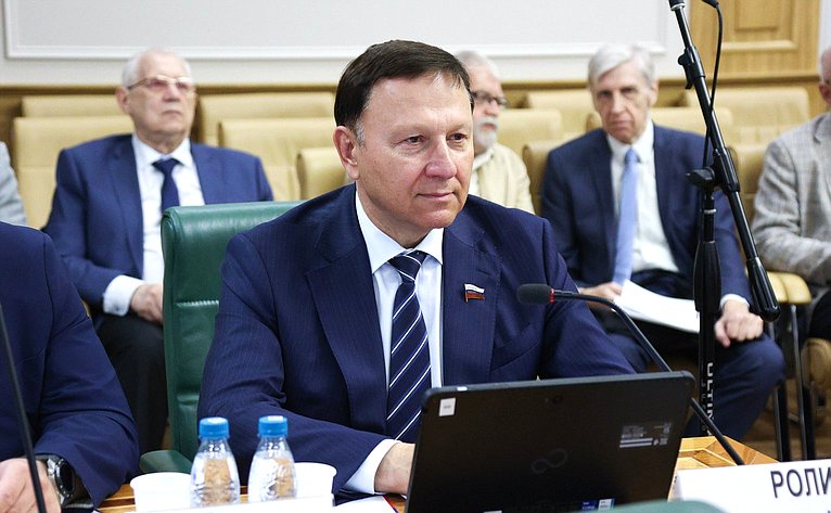 Александр Ролик