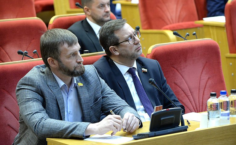 Николай Владимиров принял участие в сессии государственного совета Чувашской республики