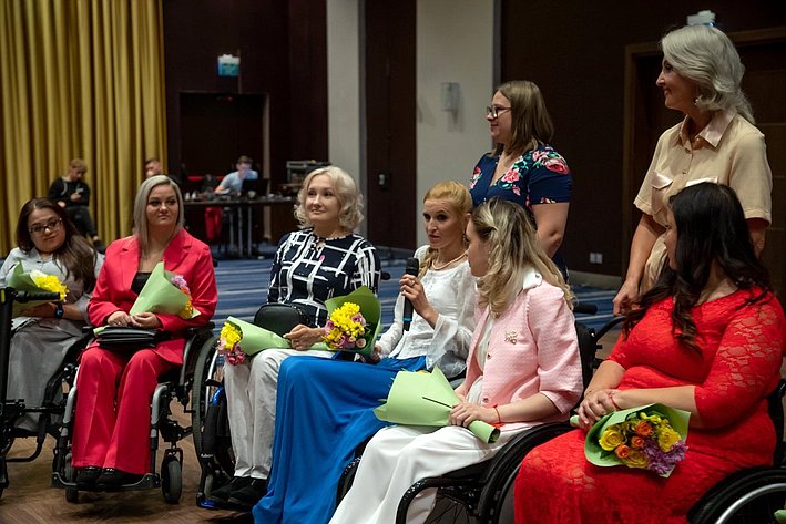 Маргарита Павлова открыла седьмой благотворительный конкурс красоты и таланта «Рожденная побеждать!» для женщин с ограниченными возможностями здоровья, передвигающихся на колясках