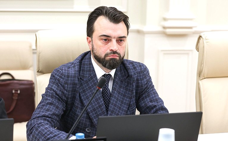 Совещание «О совершенствовании системы требований к эксплуатационному состоянию дорог общего пользования в зимний период в условиях северных и приравненных к ним территорий»