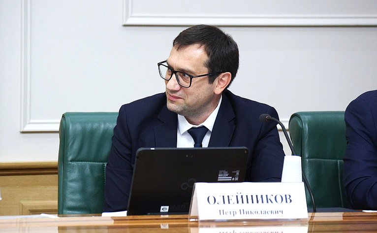 Совещание Комитета Совета Федерации по экономической политике «Обеспечение безопасности критической информационной инфраструктуры стратегических объектов транспортного комплекса Российской Федерации»