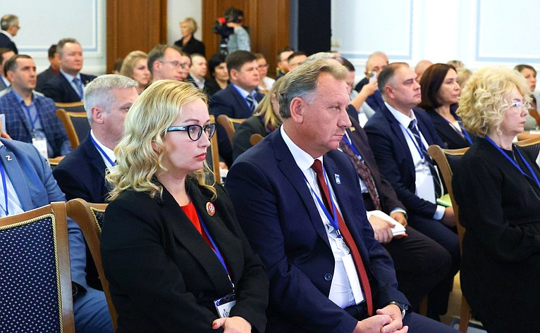X Парламентский форум «Историко-культурное наследие России». Секция 2 «Актуальные вопросы сохранения историко-культурного наследия России в малых городах»