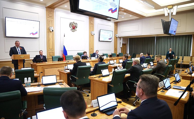 Расширенное заседание Комитета СФ по конституционному законодательству и государственному строительству (в рамках Дней Волгоградской области в Совете Федерации)