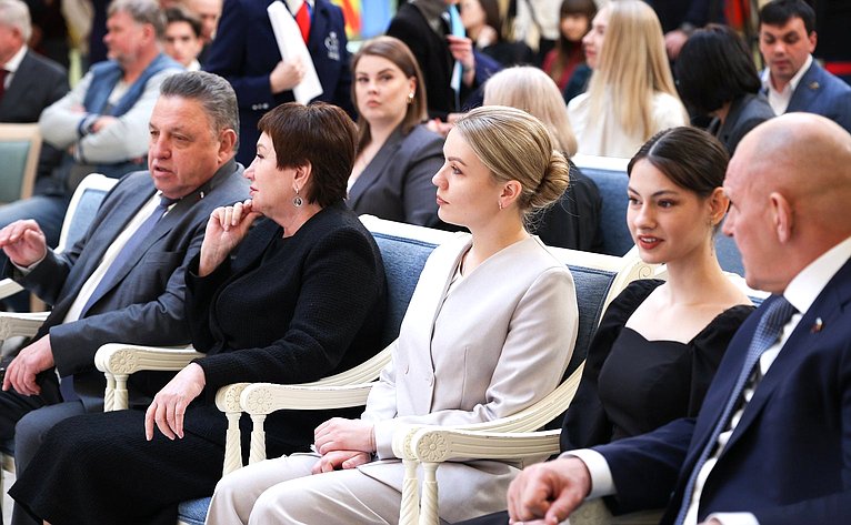 Торжественная церемония, посвященная награждению лауреатов ежегодного конкурса российских СМИ «Совет Федерации-палата регионов»