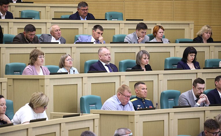 Пленарное заседание Второго Форума тружеников села