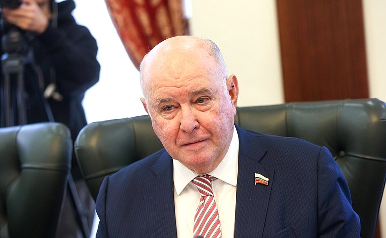 Григорий Карасин