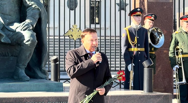 Александр Ролик