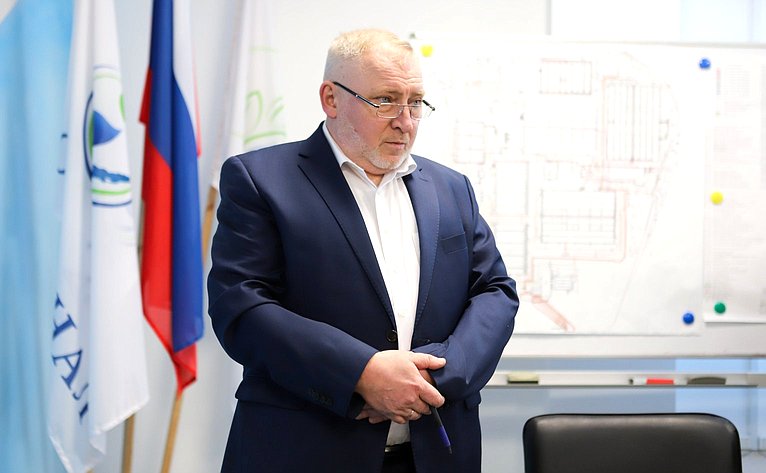 Сенаторы посетили канализационно – очистных сооружений (КОС) правого берега Ангары и приняли участие в совещании