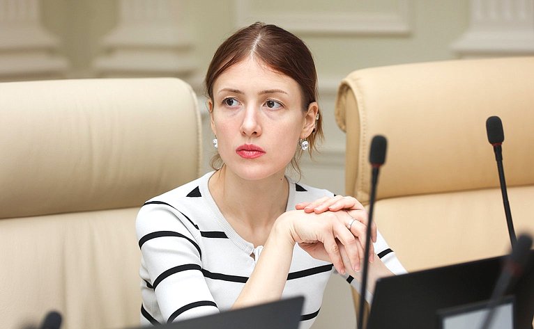 Круглый стол на тему «Права потребителей при оказании платных образовательных услуг»
