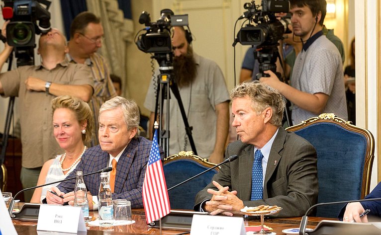 Встреча К. Косачева с членом Сената Конгресса США от Республиканской партии Р. Полом
