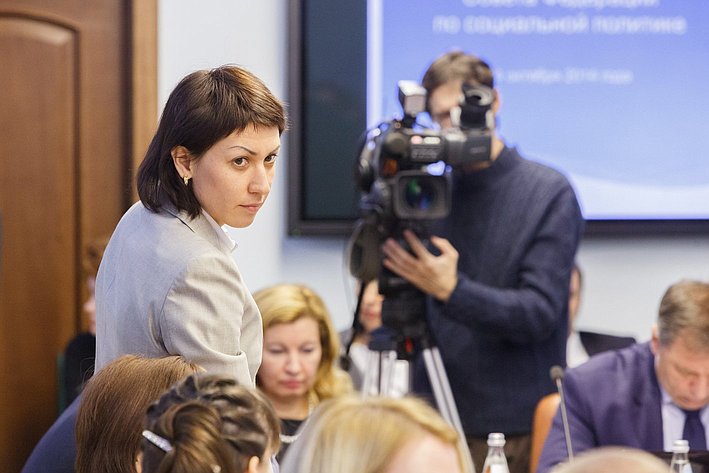 Т. Лебедева Заседание Комитета СФ  по социальной политике