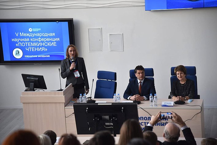 Екатерина Алтабаева сообщила об издании первого масштабного научного исследования по истории Севастополя