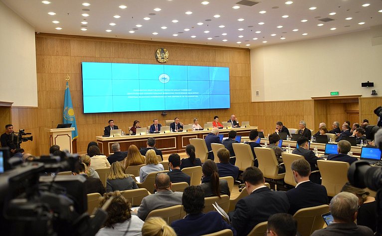 Визит группы международных наблюдателей от МПА СНГ на досрочные выборы Президента Республики Казахстан