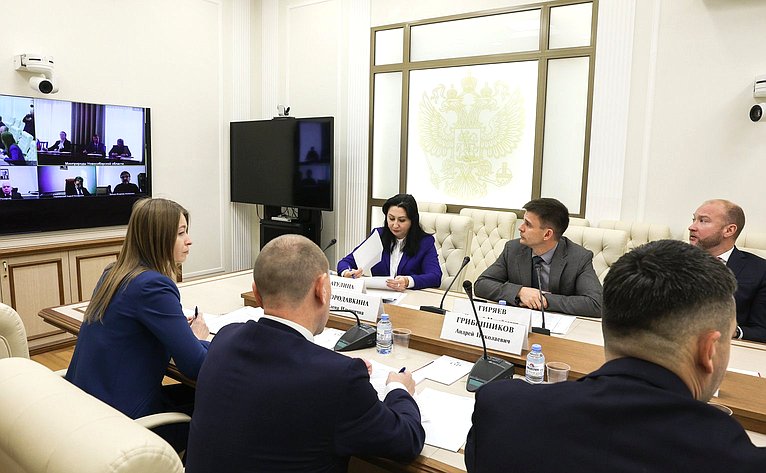 Заместитель Председателя СФ Юрий Воробьев провел совещание по отдельным вопросам правоприменения в лесной отрасли
