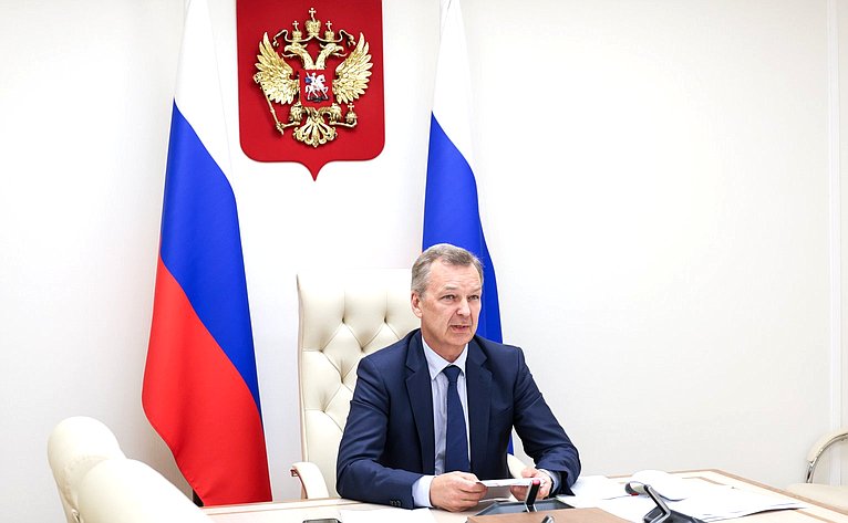 Первый заместитель Председателя Совета Федерации Андрей Яцкин