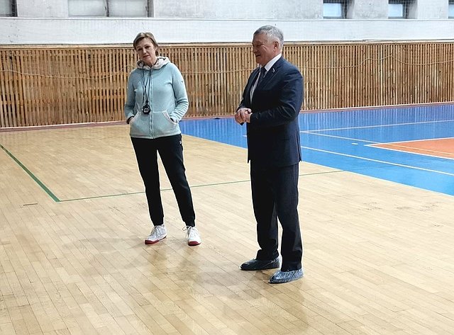Сергей Михайлов встретился с главным тренером женской волейбольной команды «Забайкалка» и волейболистками региона