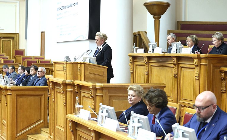 Пленарное заседание Второй международной конференции «Русский язык – основа интеграционного диалога в регионе СНГ»