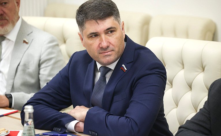 Владимир Пушкарев
