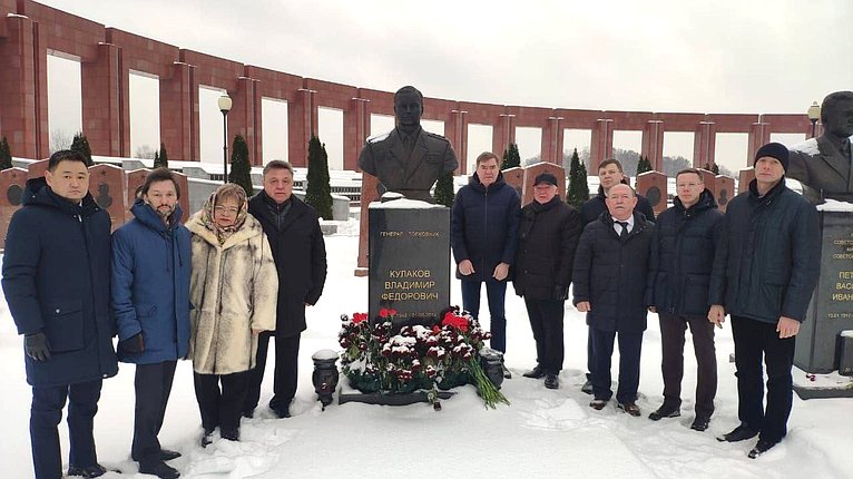 Александр Савин принял участие в торжественном праздновании 127-й годовщины со дня рождения Г.К. Жукова