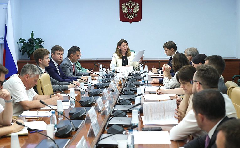 Заседание рабочей группы для выработки предложений о совершенствовании законодательства в сфере детского и социального питания