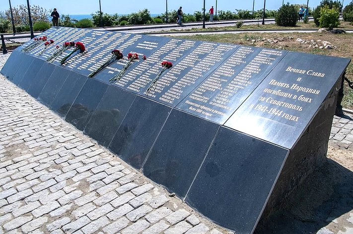 В Севастополе открыт мемориал в память о воинах-участниках обороны города на мысе Фиолент