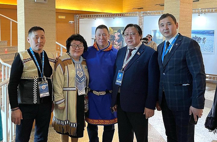 Александр Акимов принял участие во II Форуме коренных малочисленных народов Севера, Сибири и Дальнего Востока РФ