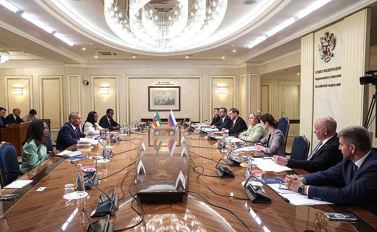 Валентина Матвиенко провела встречу с Председателем Совета Федерации Федеративной Демократической Республики Эфиопии Агеньеху Тешагером