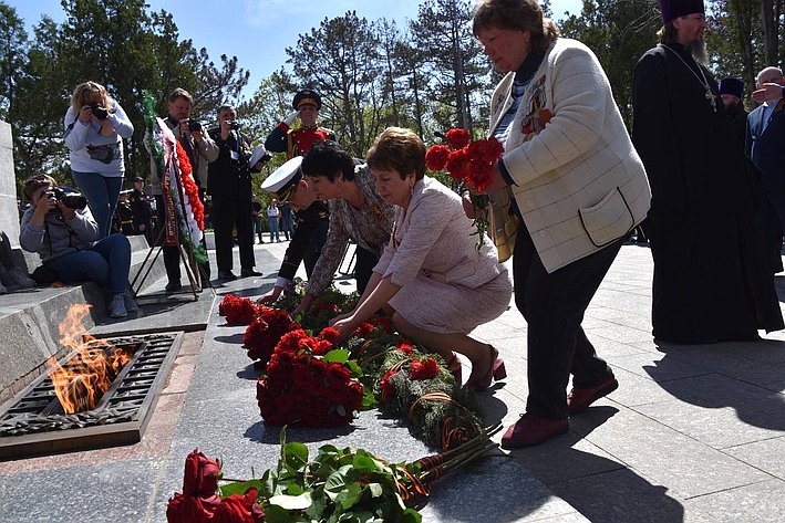 Екатерина Алтабаева приняла участие в Севастополе в ряде мероприятий, посвящённых празднованию Дня Победы в Великой Отечественной войне