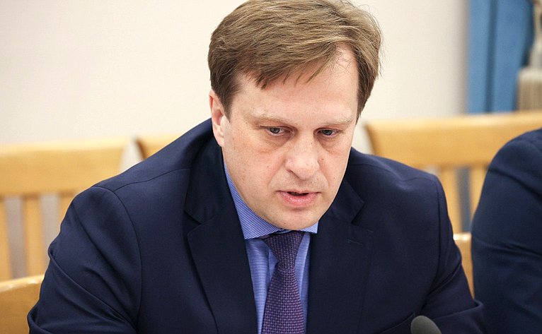 Выездное заседание в Барнауле, посвящённое вопросам реализации Постановления Совета Федерации «О государственной поддержке социально-экономического развития Алтайского края», принятого по итогам Дней Алтайского края в СФ в сентябре 2024 года