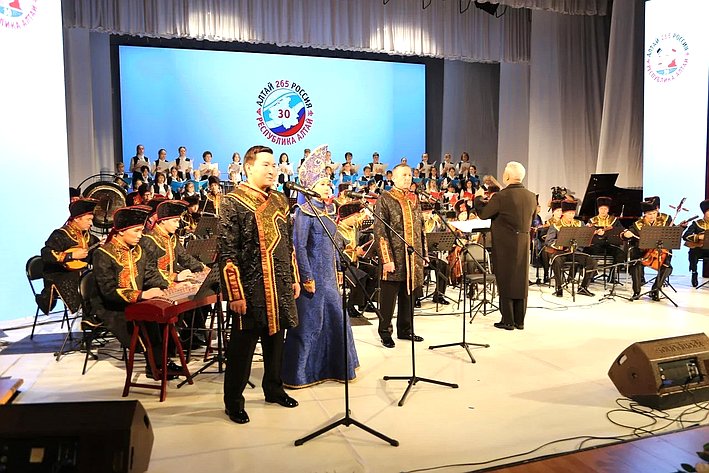 Татьяна Гигель приняла участие в официальных торжествах, посвященных 30-летию образования Республики Алтай