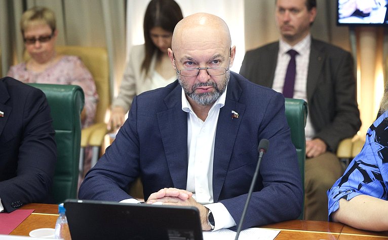 Сергей Аноприенко