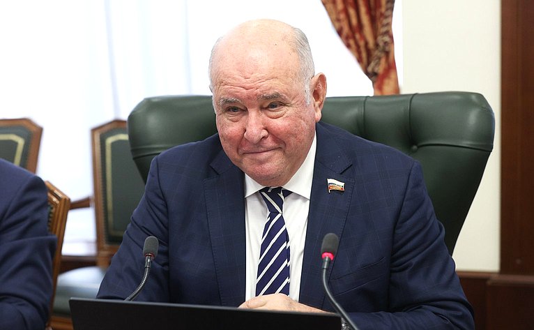 Григорий Карасин