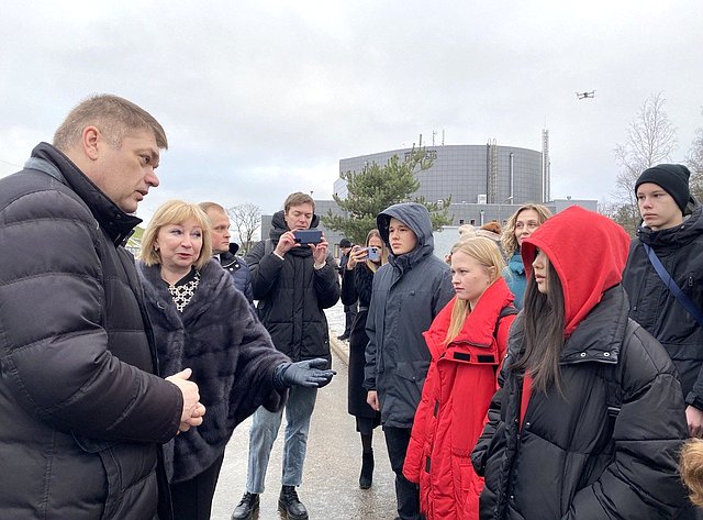 Римма Галушина посетила музей-заповедник «Прорыв блокады Ленинграда» вместе со школьниками из НАО