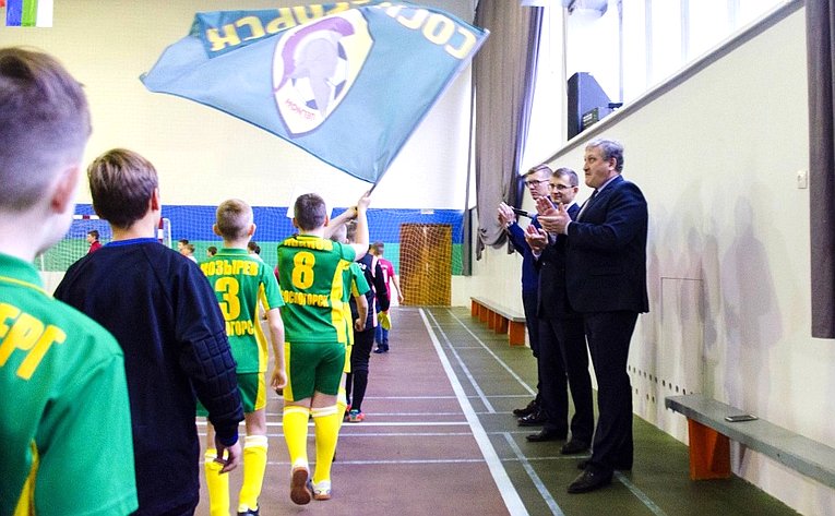 Дмитрий Шатохин принял участие в церемонии открытия Первенства Республики Коми по мини-футболу среди юношей