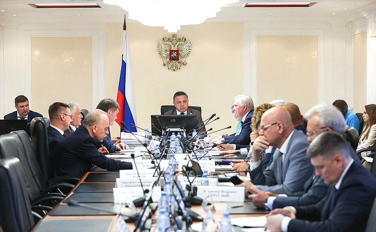 Заседание Комитета СФ по Регламенту и организации парламентской деятельности