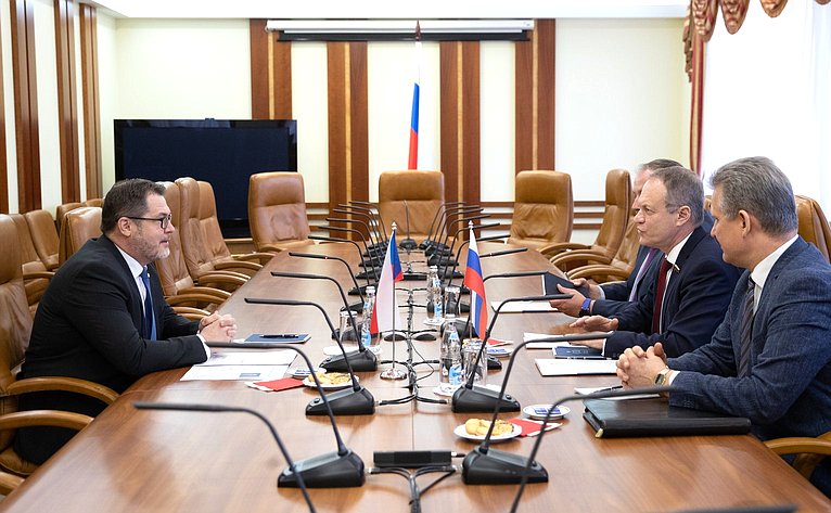 Встреча Александра Башкина с Чрезвычайным и Полномочным Послом Чешской Республики в РФ Витезславом Пивонькой