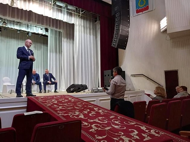Олег Цепкин в ходе посещения муниципалитетов области рассказал о спецоперации на Украине
